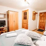 Bed & Breakfast Gosciniec Kukulka Z Jacuzzi 3*