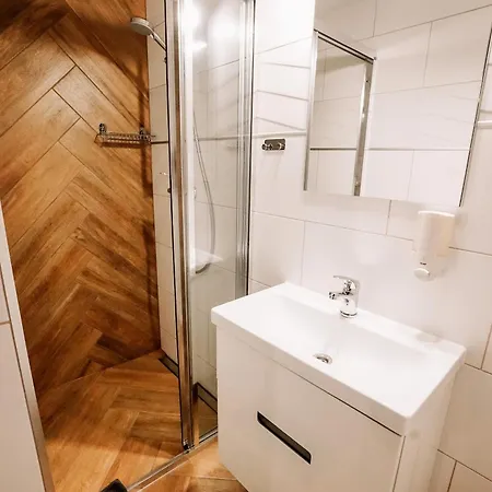 Gosciniec Kukulka Z Jacuzzi 3*