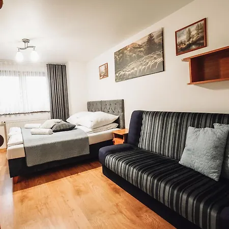 Gosciniec Kukulka Z Jacuzzi 3* זקופאנה