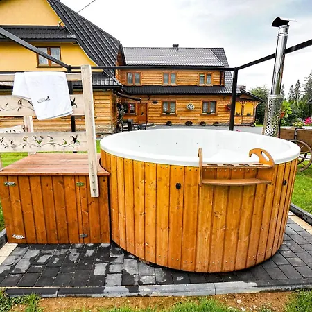 לינה וארוחת בוקר Gosciniec Kukulka Z Jacuzzi