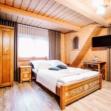 Gosciniec Kukulka Z Jacuzzi Отель типа 