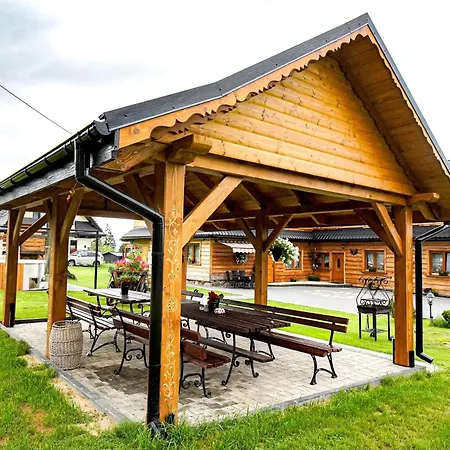 Gosciniec Kukulka Z Jacuzzi Отель типа 